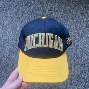 Vintage Michigan Wolverines Starter Hat Navy Blue Maize Yellow Wool Snapback Cap